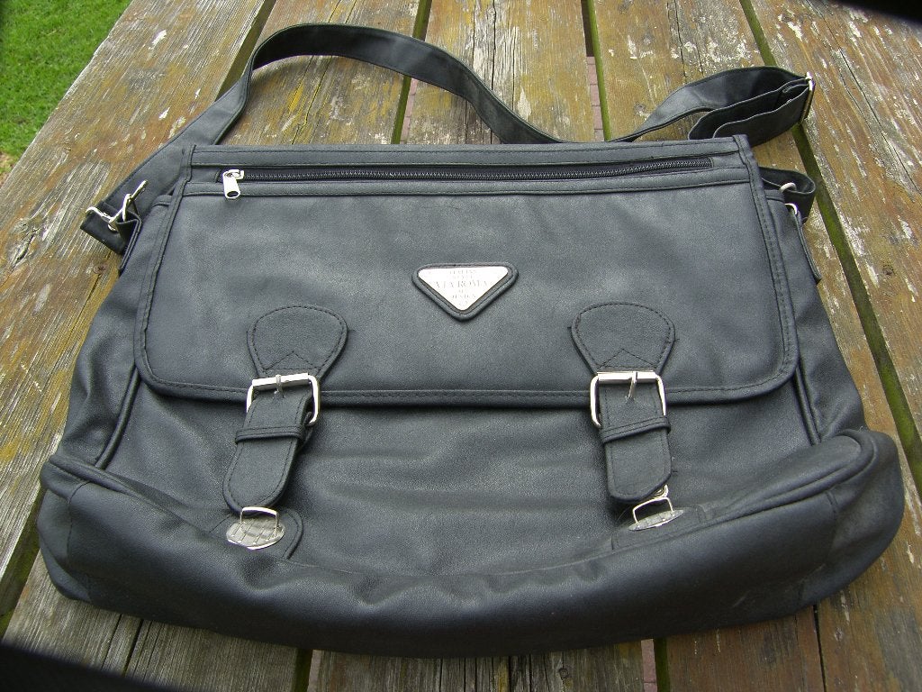 Schooltas schoudertas zwart groot met meerdere ritsvakken., Sieraden, Tassen en Uiterlijk, Minder dan 30 cm, Zwart, Zo goed als nieuw