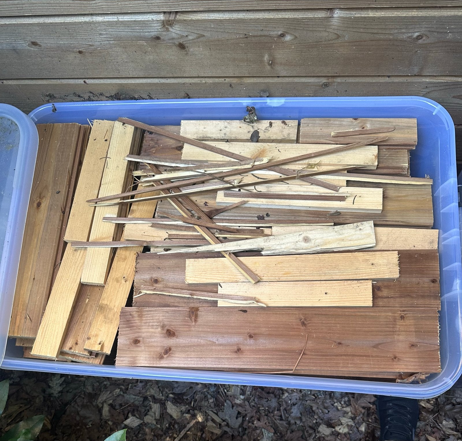 Gratis div houten planken voor hergebruik ophalen in Rucphen, Ophalen, Minder dan 25 mm, Zo goed als nieuw, Plank
