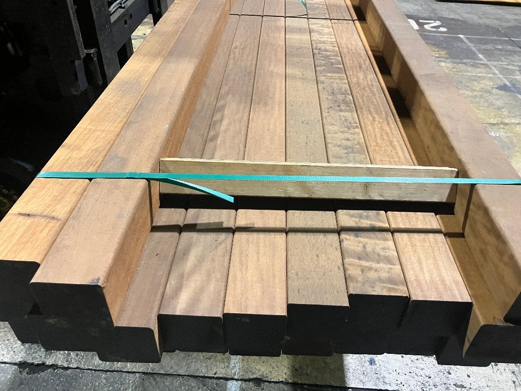 palen–staanders-liggers-Hardhout/Louro Itauba-100x100mm, Ophalen, Palen, Nieuw, Hardhout