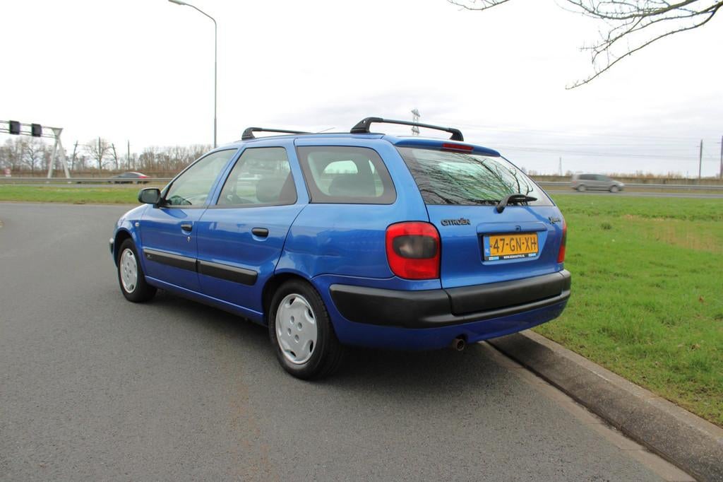 Citroen Xsara Break 1.6i Plaisir Airco, Stof, 4 cilinders, Blauw, 49 €/maand