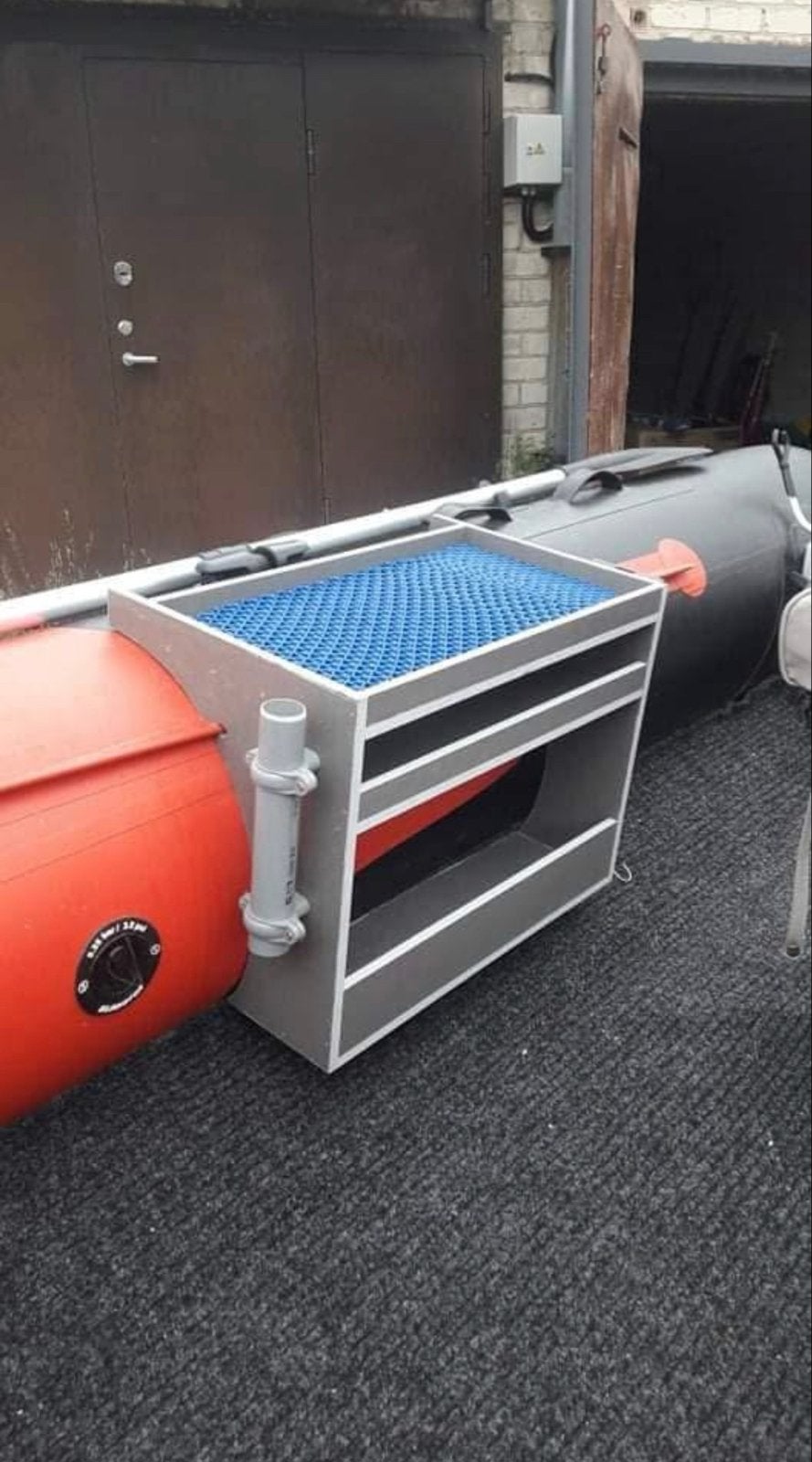 Foto 5 van Handige tafel voor rubberboot of kleine boot