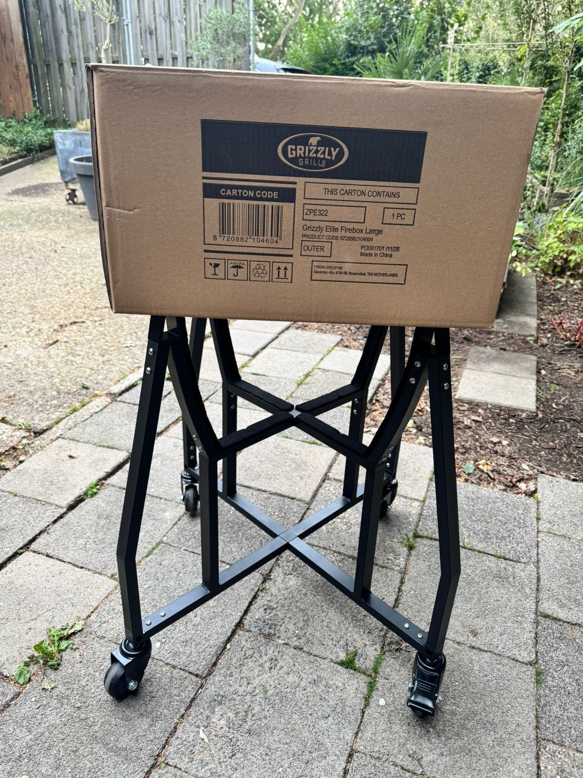 Kamado grizzly bbq onderstel large (nieuw) met firebasket, Ophalen, Zo goed als nieuw