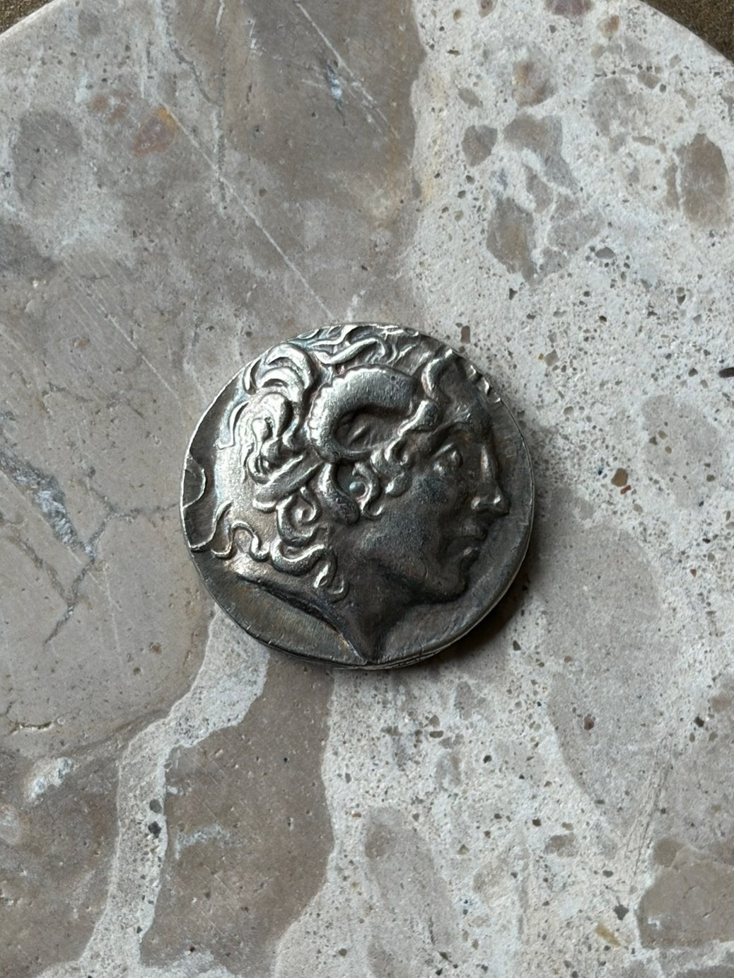 Oude griekse munt (repro), Verzenden, Overige landen