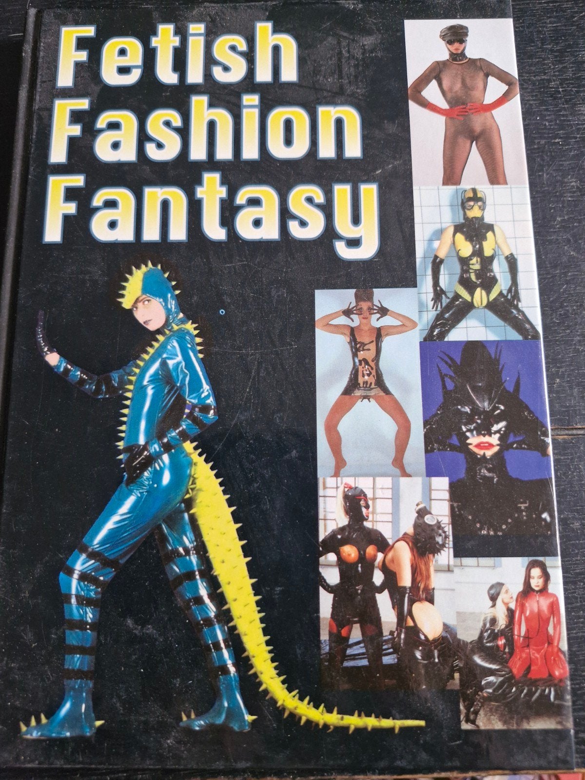 Fetisch Fashion Fantasy, Ophalen of Verzenden, Zo goed als nieuw, Fotografen