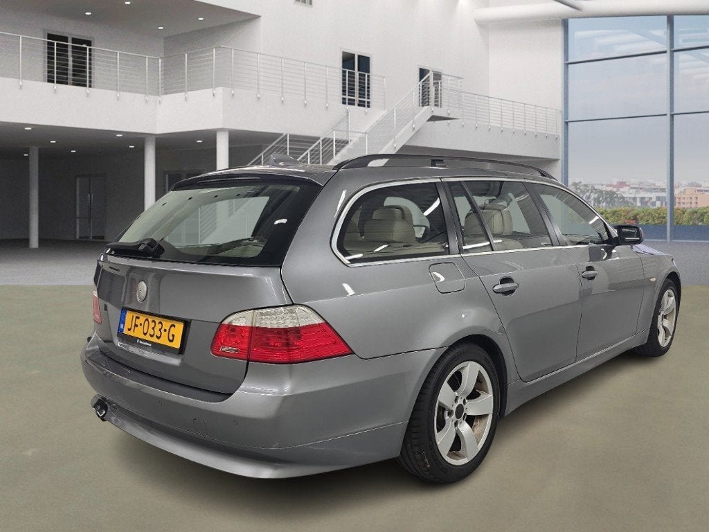 BMW 5-serie Touring 525xi High Executive, Auto's, BMW, Gebruikt, 1715 kg, 2000 kg, 2996 cc