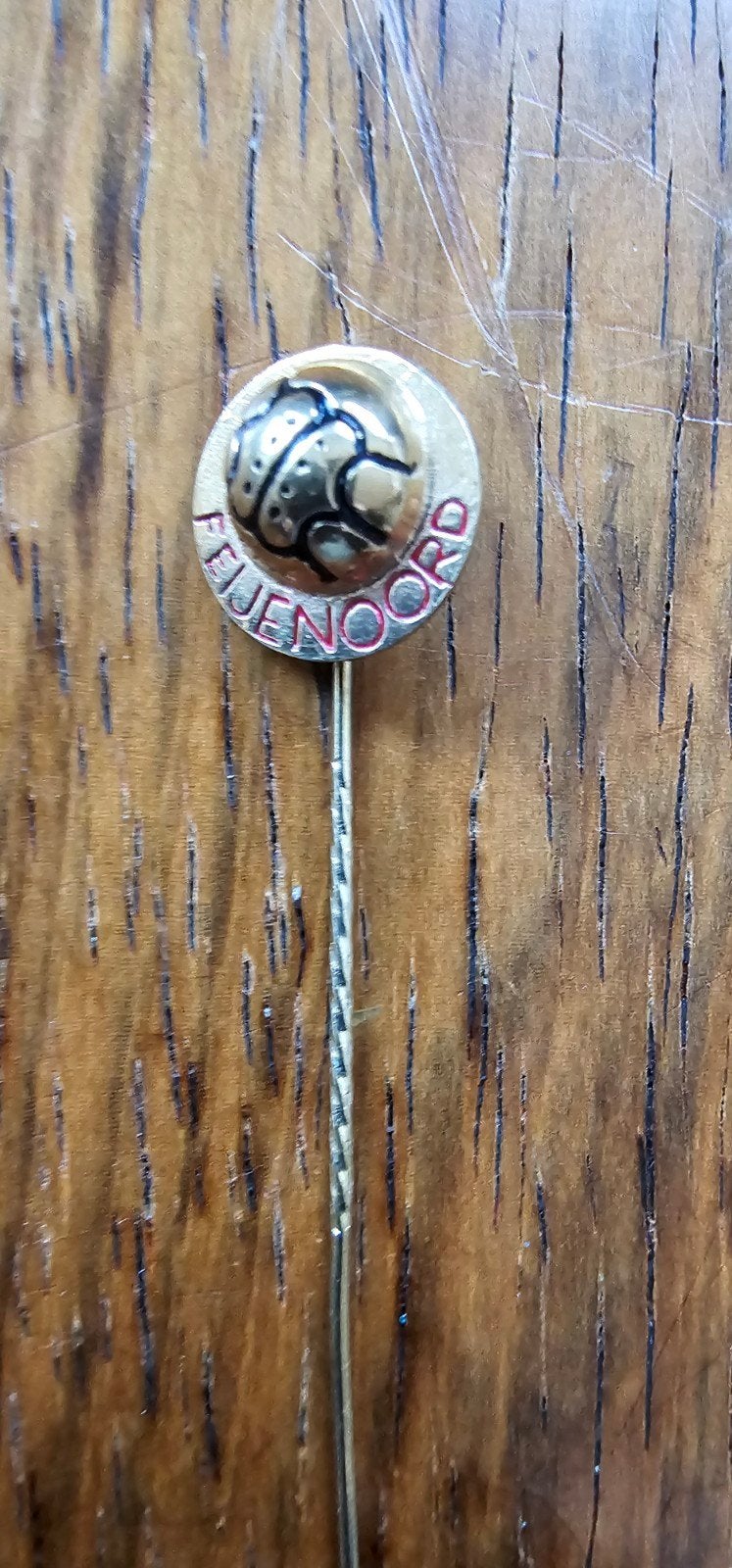 Gouden Feijenoord Speld - Vintage Voetbal Pin, Verzamelen, Verzenden, Sport