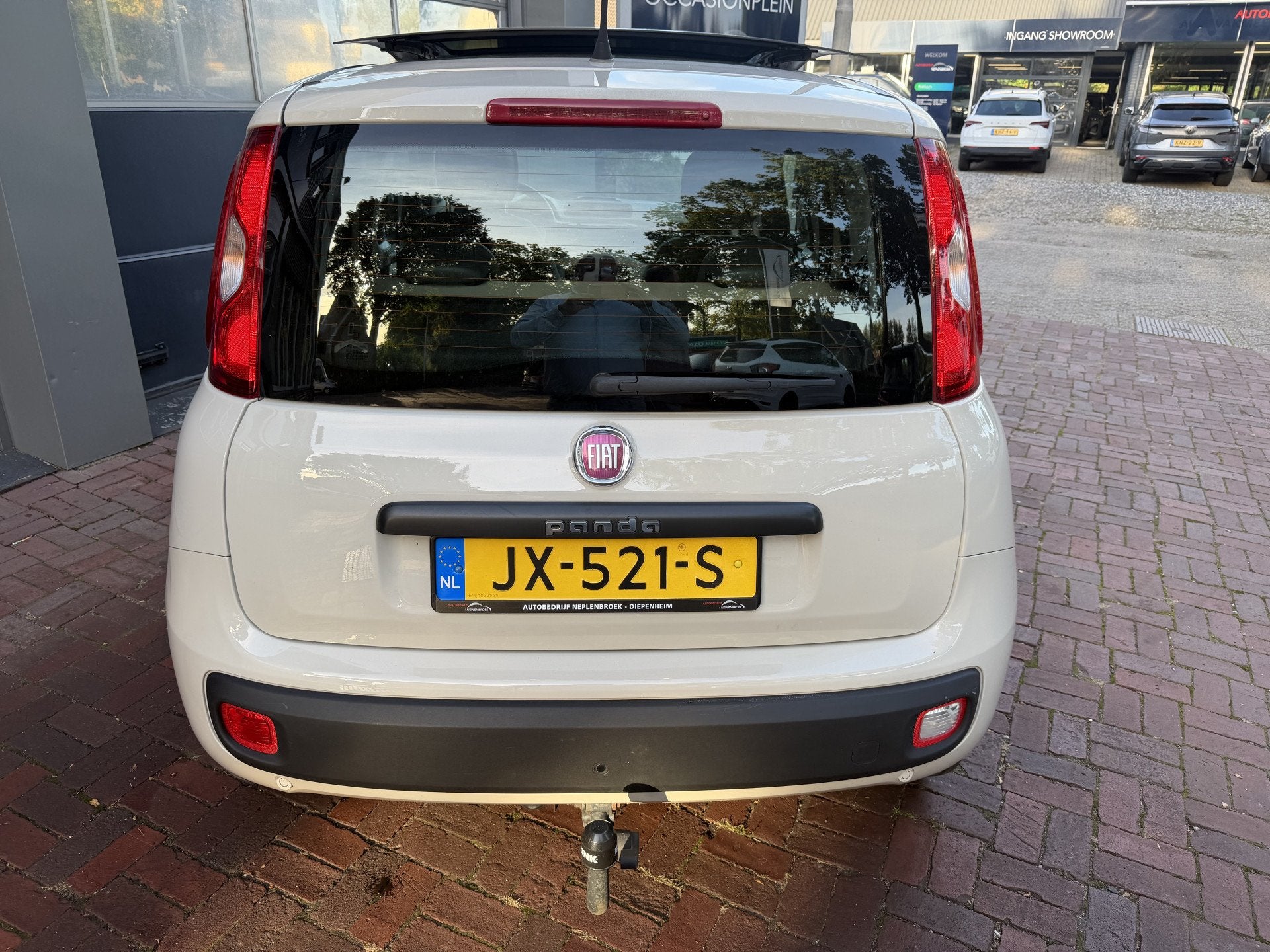 Fiat Panda 0.9 TwinAir Lounge Schuifdak Automaat Bj 2016 Km, Dealer onderhouden, Stof, Panda, Bruin