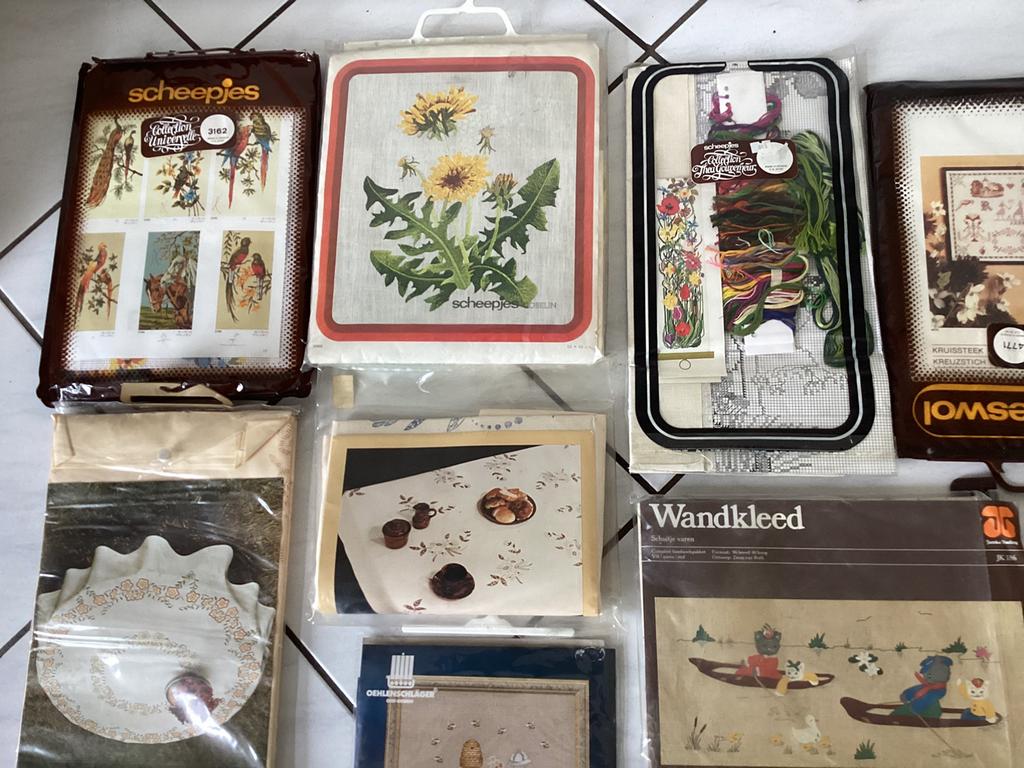Borduurpakken, Ophalen of Verzenden, Zo goed als nieuw, Patroon
