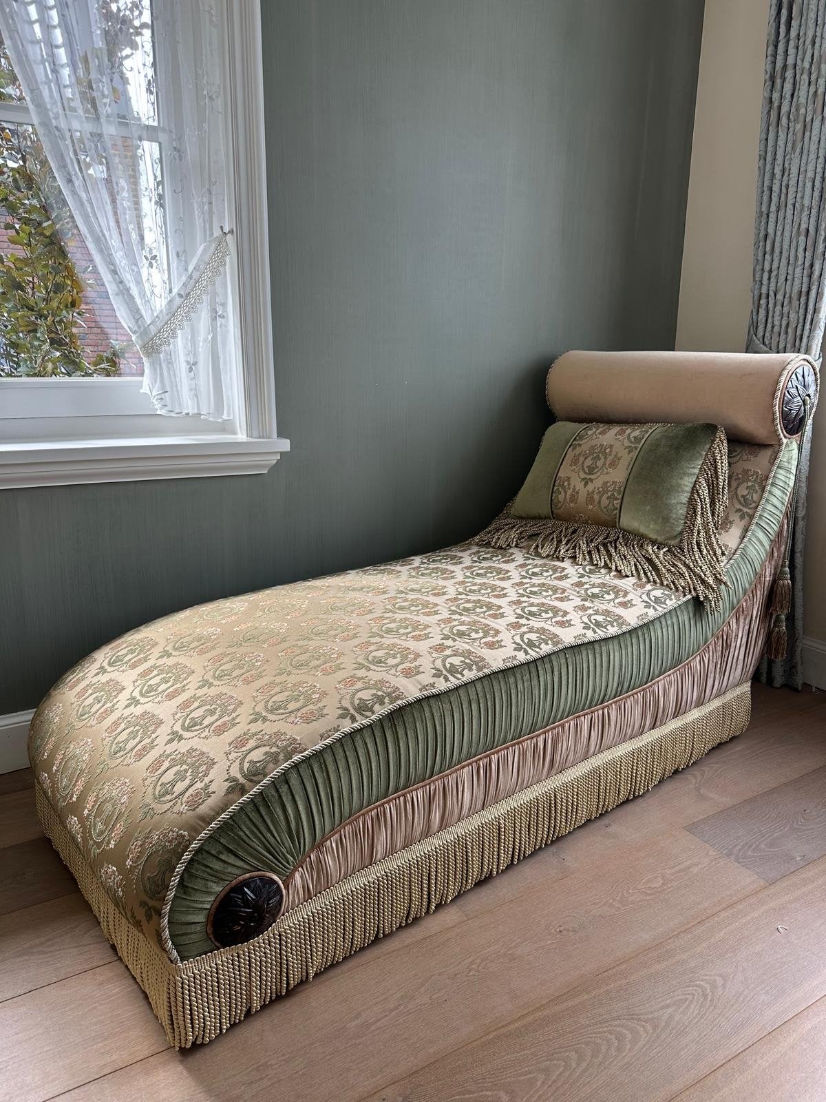 Luxe Chaiselongue - Groen/Goud met Kwastjes, Huis en Inrichting, Ophalen