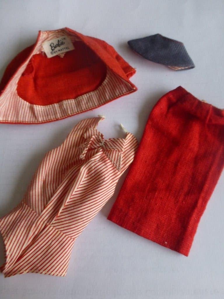 Vintage Barbie Busy Gal, eerste versie TM 1960, Ophalen of Verzenden, Zo goed als nieuw, Kleertjes
