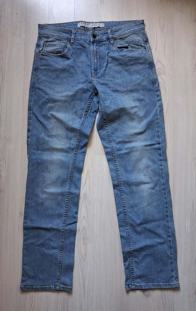 Blauwe stretch spijkerbroek. Merk Canda. W 34 / L 32, Blauw, Ophalen of Verzenden, Zo goed als nieuw, W33 - W36 (confectie 42/44)