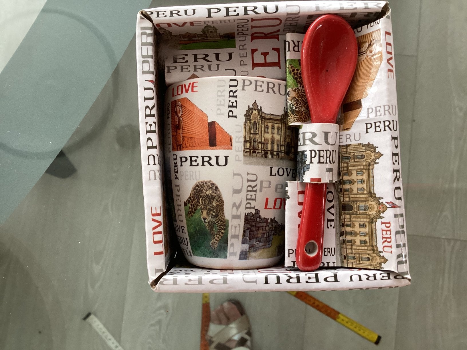 Peru mokka kopje met lepel, Verzamelen, Ophalen of Verzenden, Gebruiksvoorwerp