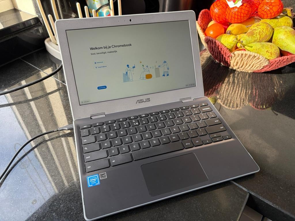 ASUS Chromebook met Touchscreen - Matte Scherm - Topconditie, Computers en Software, Chromebooks, 14 inch, 4 GB of minder, ASUS
