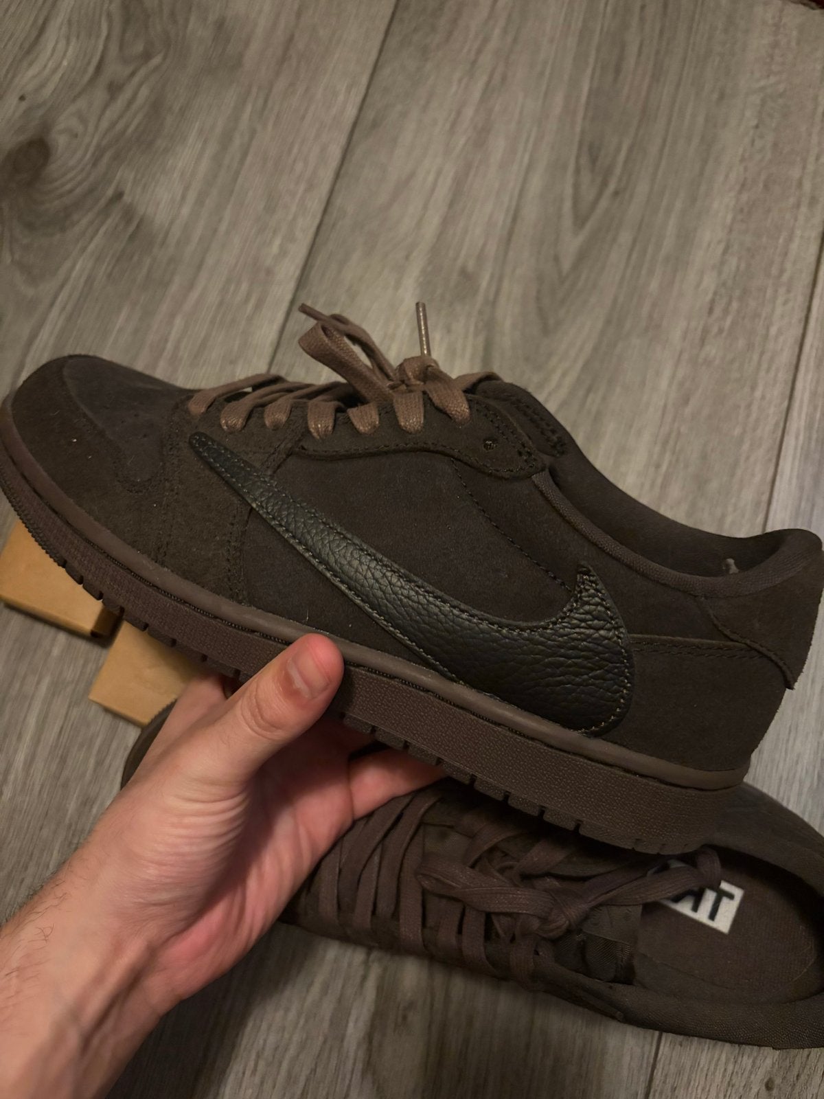 Nike Air Jordan 1 Low Travis Scott 'Velvet Brown' - Maat 42, Kleding | Heren, Schoenen, Ophalen of Verzenden, Zo goed als nieuw