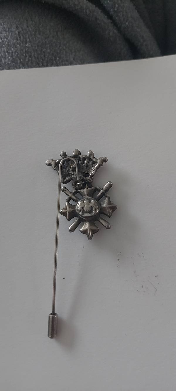 Antieke zilveren hoedenspeld / dasspeld – kruis en kroon, Ophalen of Verzenden, Zilver, Overige typen