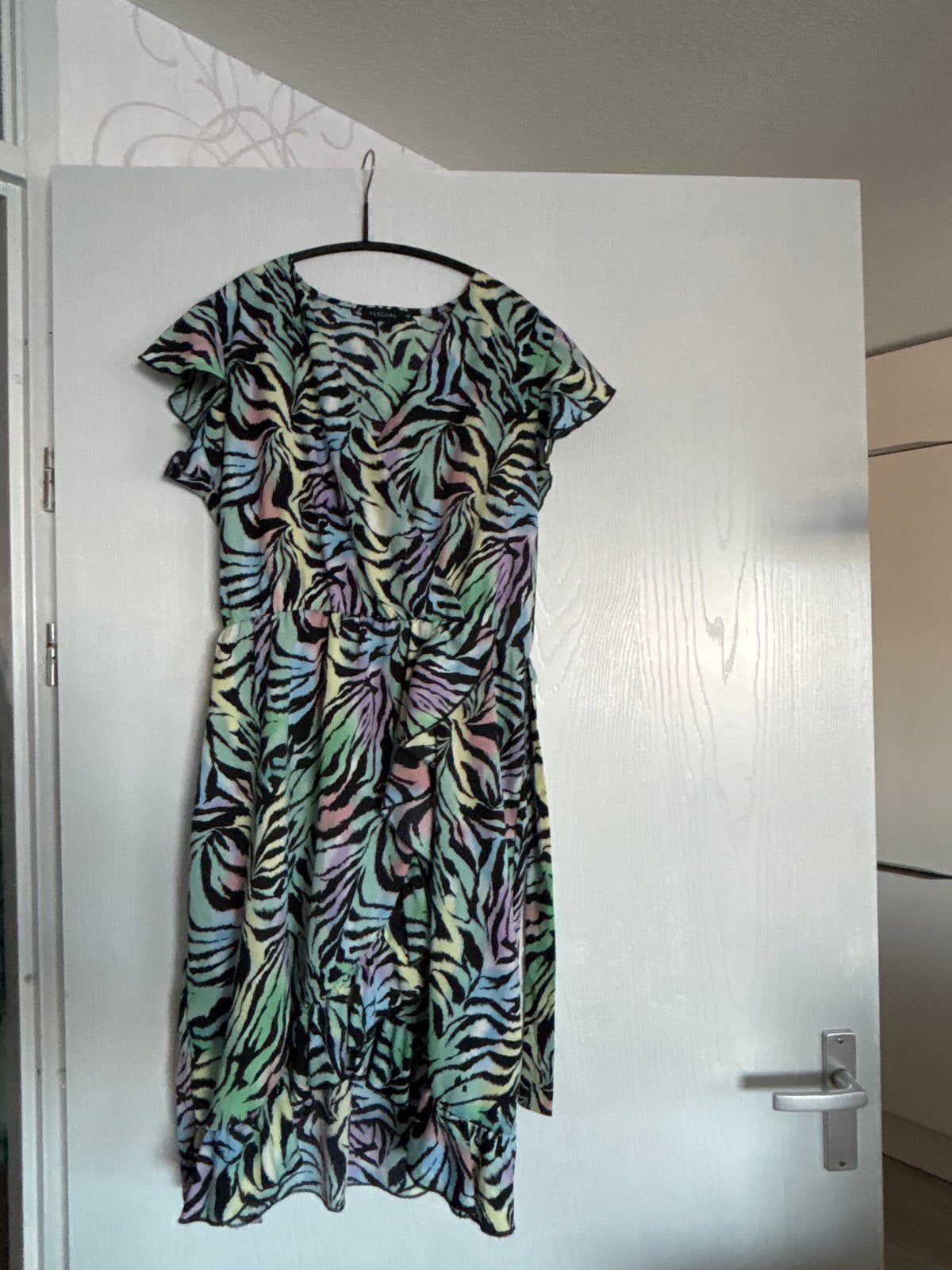 Pescara jurk met zebraprint en ruches, Maat 38/40 (M), Meerkleurig, Ophalen of Verzenden, Zo goed als nieuw