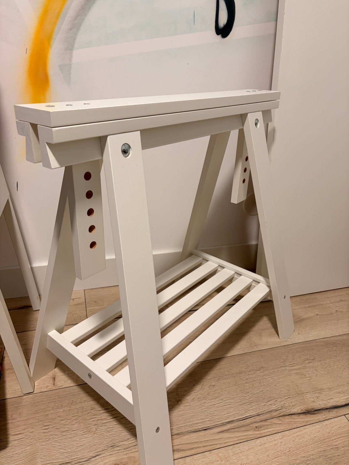 Ikea Mittback schraag, Huis en Inrichting, Ophalen, Zo goed als nieuw