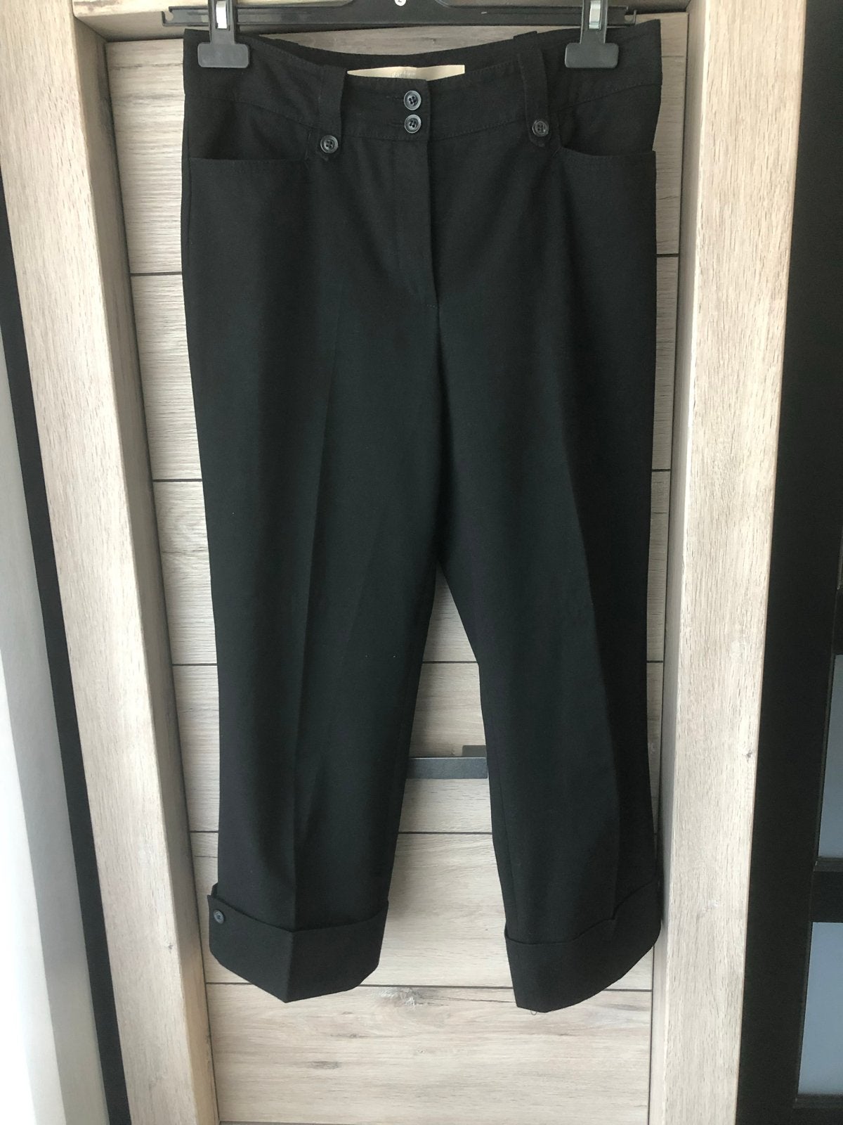 Zwarte capri broek maat 38 gedragen, Maat 38/40 (M), Zwart, Ophalen of Verzenden, Driekwart