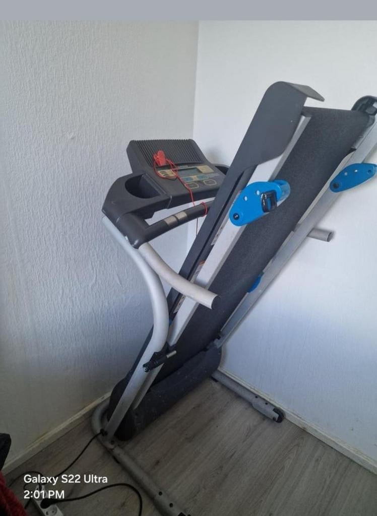 Weslo Loopband - Ideaal voor thuis fitness, Sport en Fitness, Fitnessapparatuur, Gebruikt, Loopband, Benen, Metaal, Ophalen