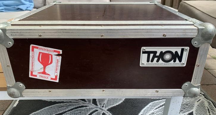 Thon 19’ Flightcase, Muziek en Instrumenten, Behuizingen en Koffers, Ophalen, Gebruikt, Speaker of Versterker, Flightcase