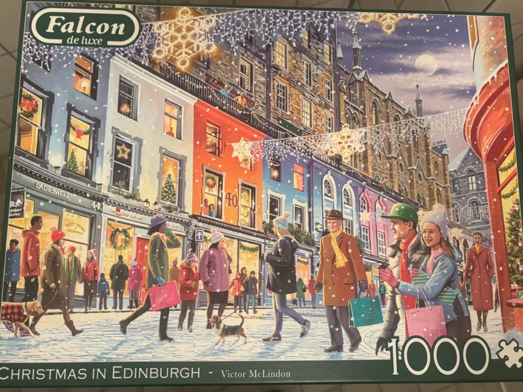 Falcon de luxe Legpuzzel: Kerst in Edinburgh (1000 stukjes), Ophalen of Verzenden, 500 t/m 1500 stukjes, Zo goed als nieuw, Legpuzzel