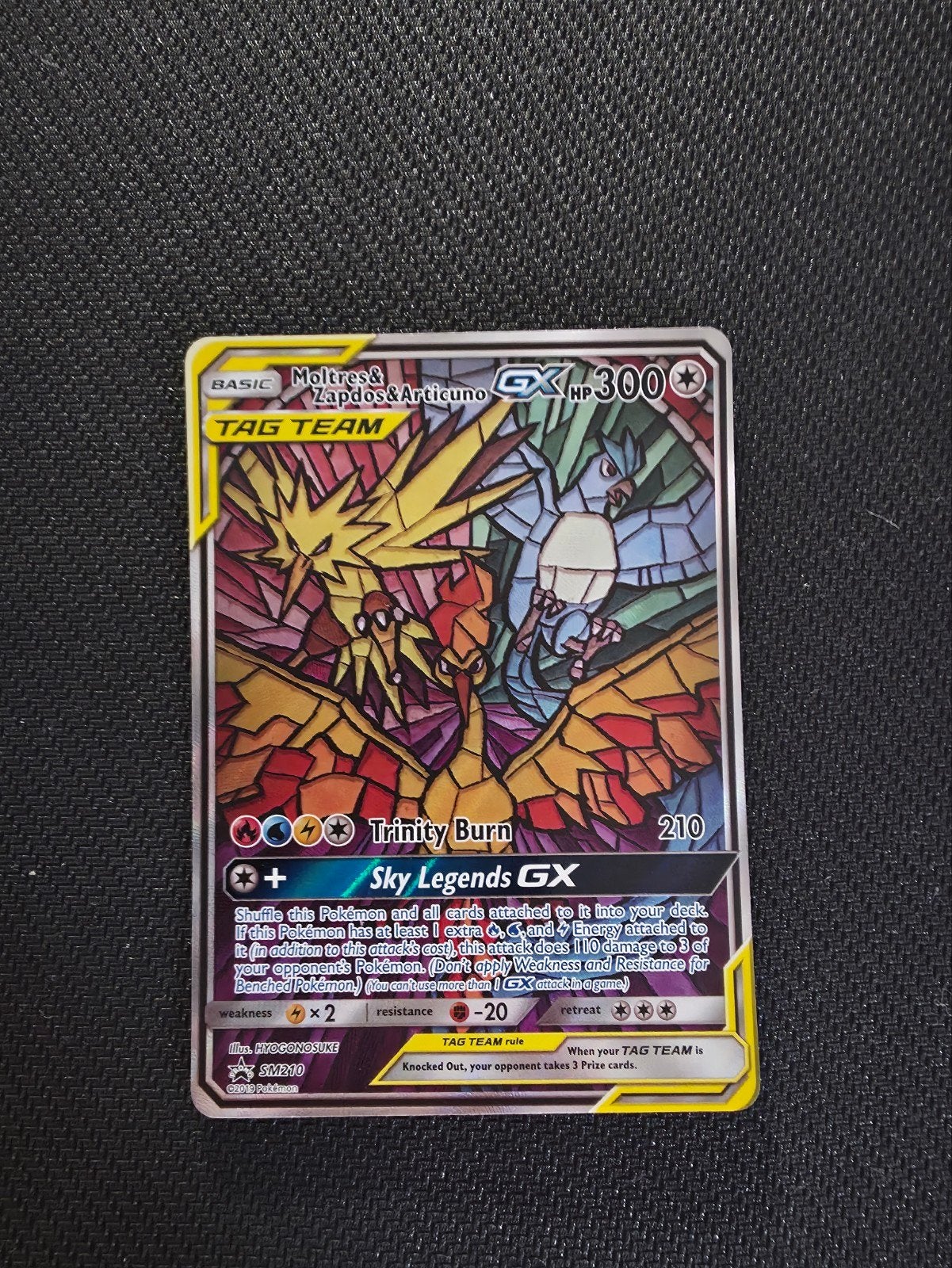 Moltres & Zapdos & Articuno GX – Hidden Fates Promo, Ophalen of Verzenden, Zo goed als nieuw, Losse kaart, Foil