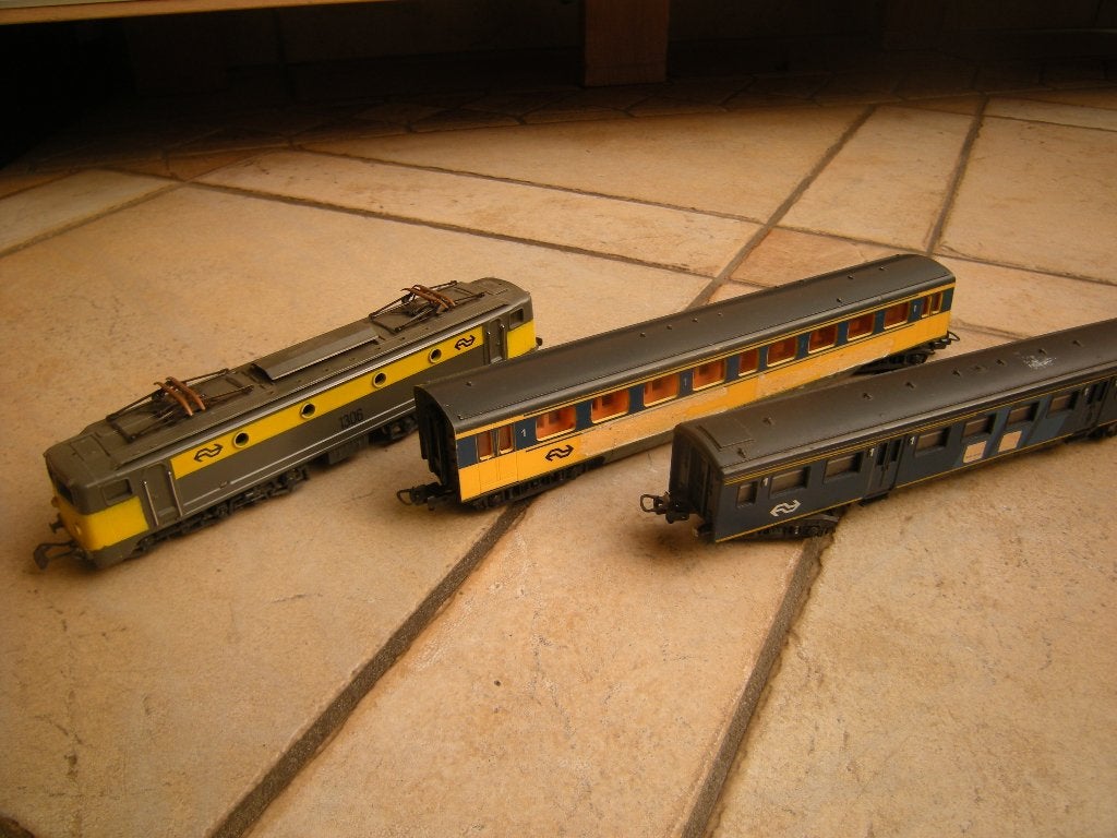 JOUEF ns trein met 2x ns lima wagon, Wisselstroom, Ophalen of Verzenden, NS, Lima