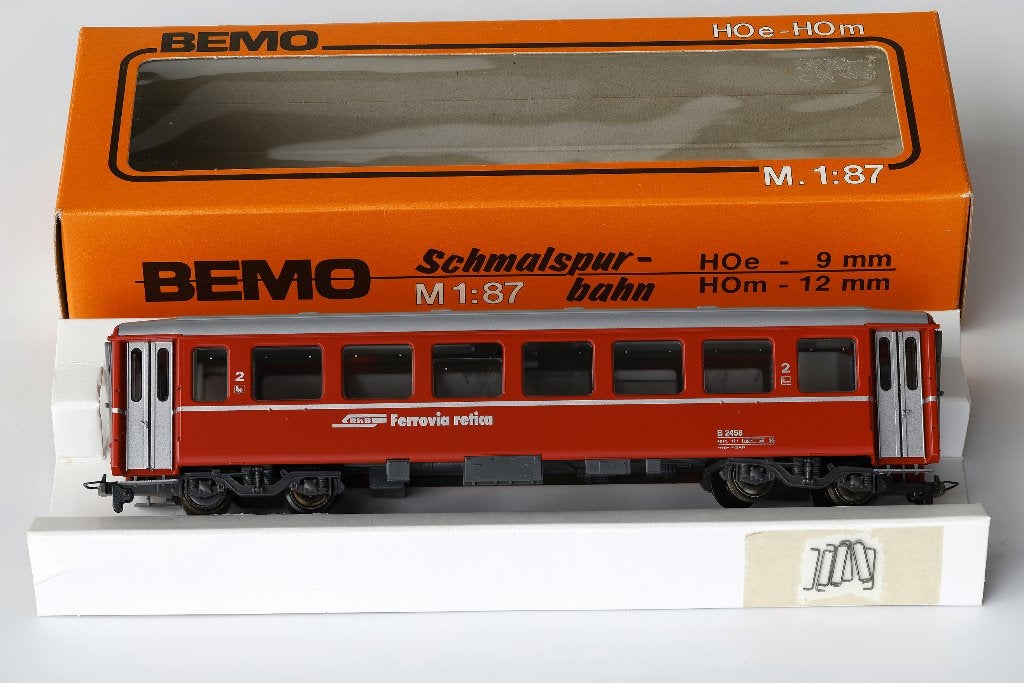 Bemo RhB 4-Assig Personenrijtuig 2e Klasse, B 2458, Overige merken, Gelijkstroom, Ophalen of Verzenden, Analoog