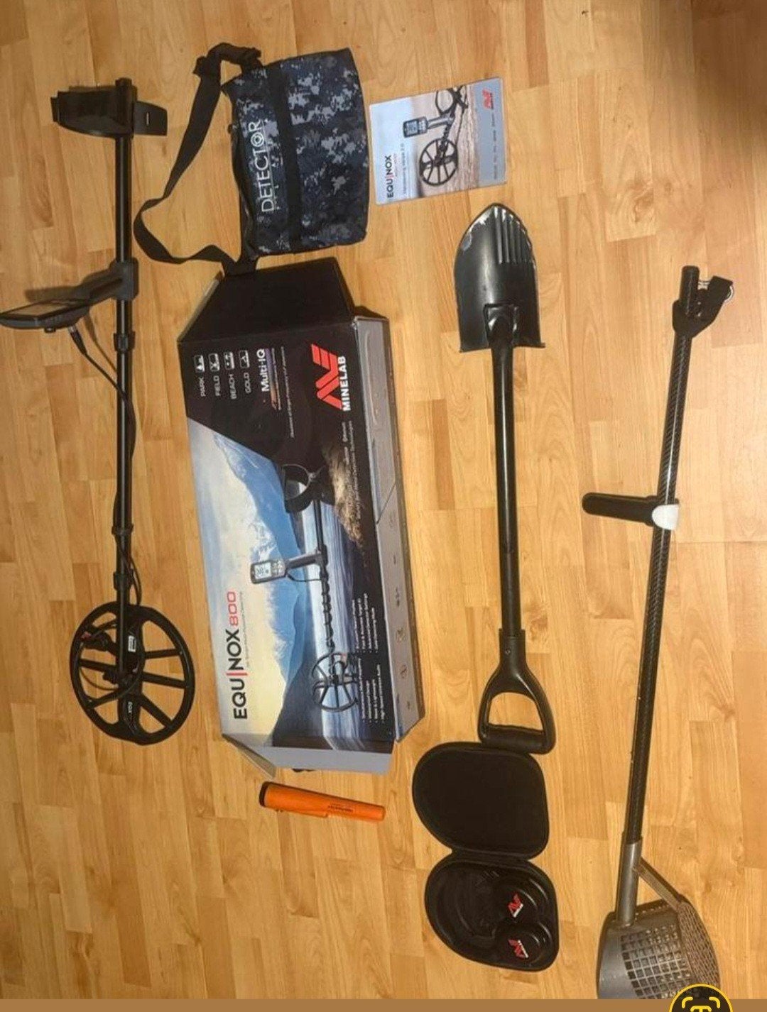 Minelab Equinox 800 Metaaldetector - Complete Set, Ophalen, Discriminatie metaaldetectie, Meer dan 30 cm, Zo goed als nieuw