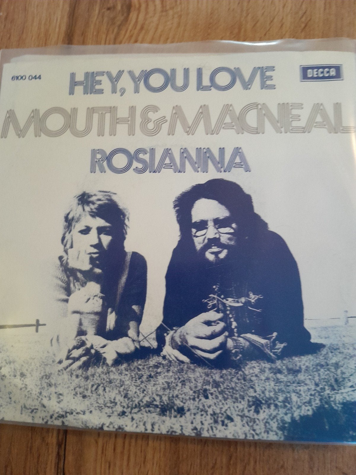 mouth & macneal 7inch hey you love, Ophalen of Verzenden, Zo goed als nieuw, Pop