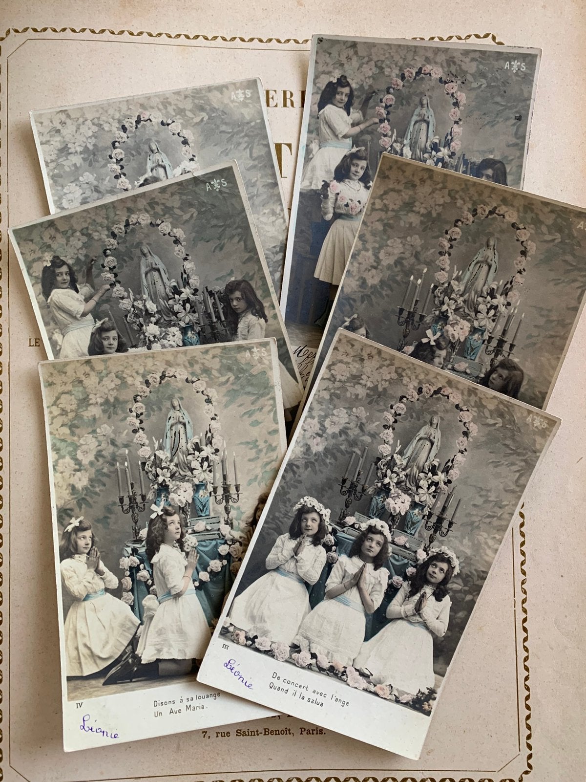 1904 Biddende meisjes bij Mariabeeld (FR), Ophalen of Verzenden, Voor 1920, Gelopen, Kinderen
