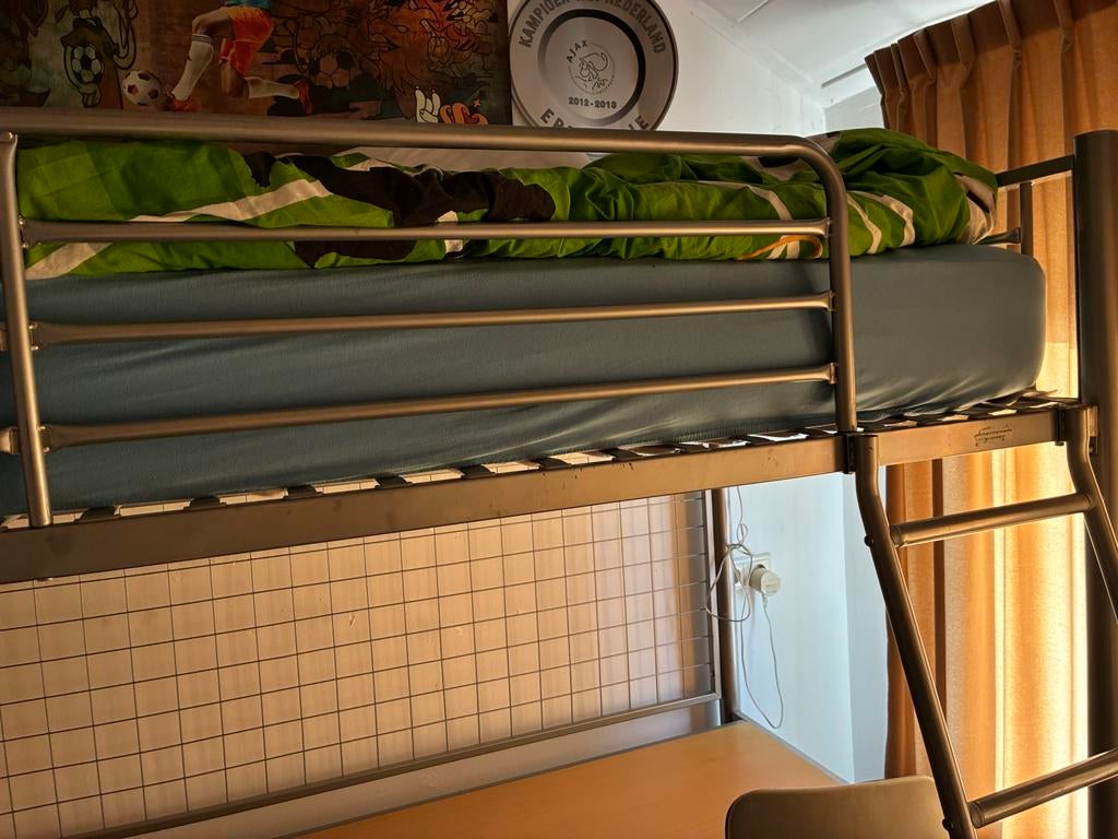Gratis,hij is er nog hoor, Huis en Inrichting, Ophalen, Gebruikt, Eenpersoons, 200 cm