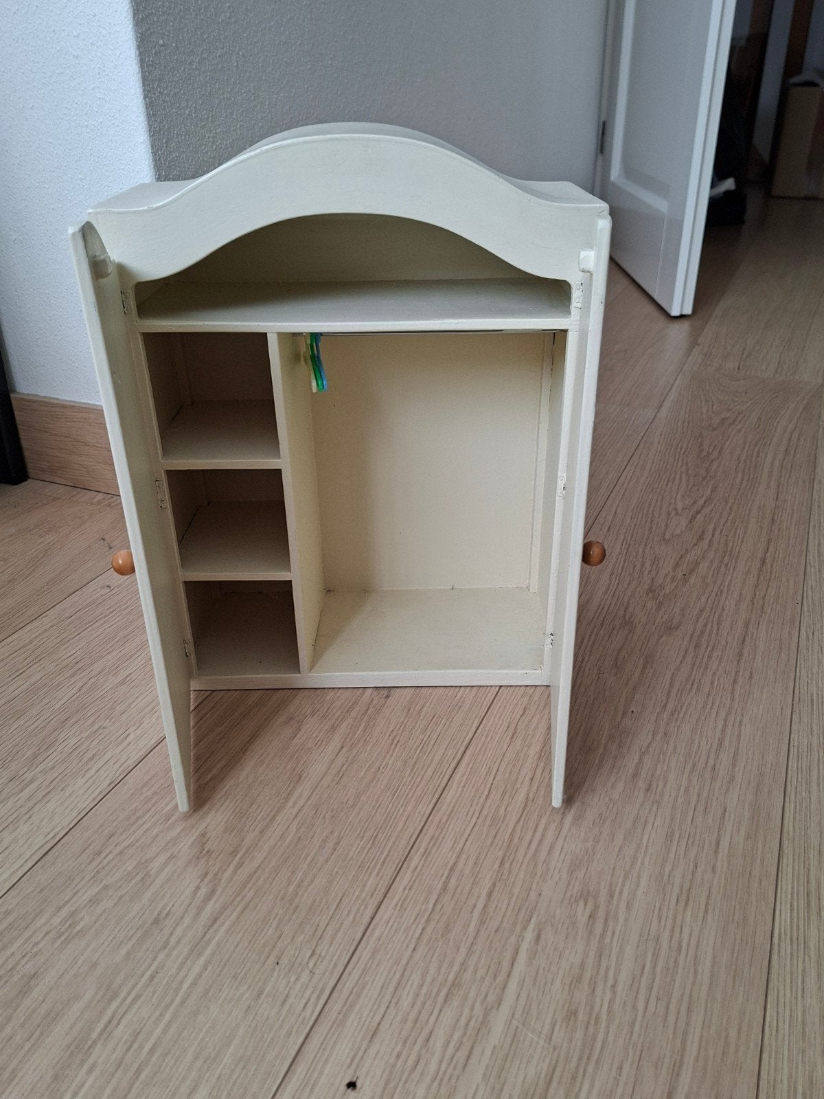Barbie meubels: kaptafel, kast, hemelbed, Ophalen, Poppenhuis