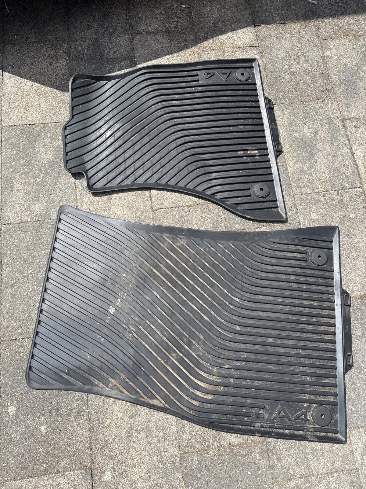 Rubberen automatten voor Audi A4 (B8/B9), Ophalen, Gebruikt