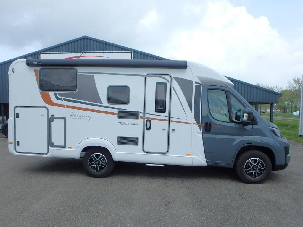 Bürstner Travel Van 620G € 5.000,00 KORTIN, Automaat, Standaard zit, Koelkast, Fiat