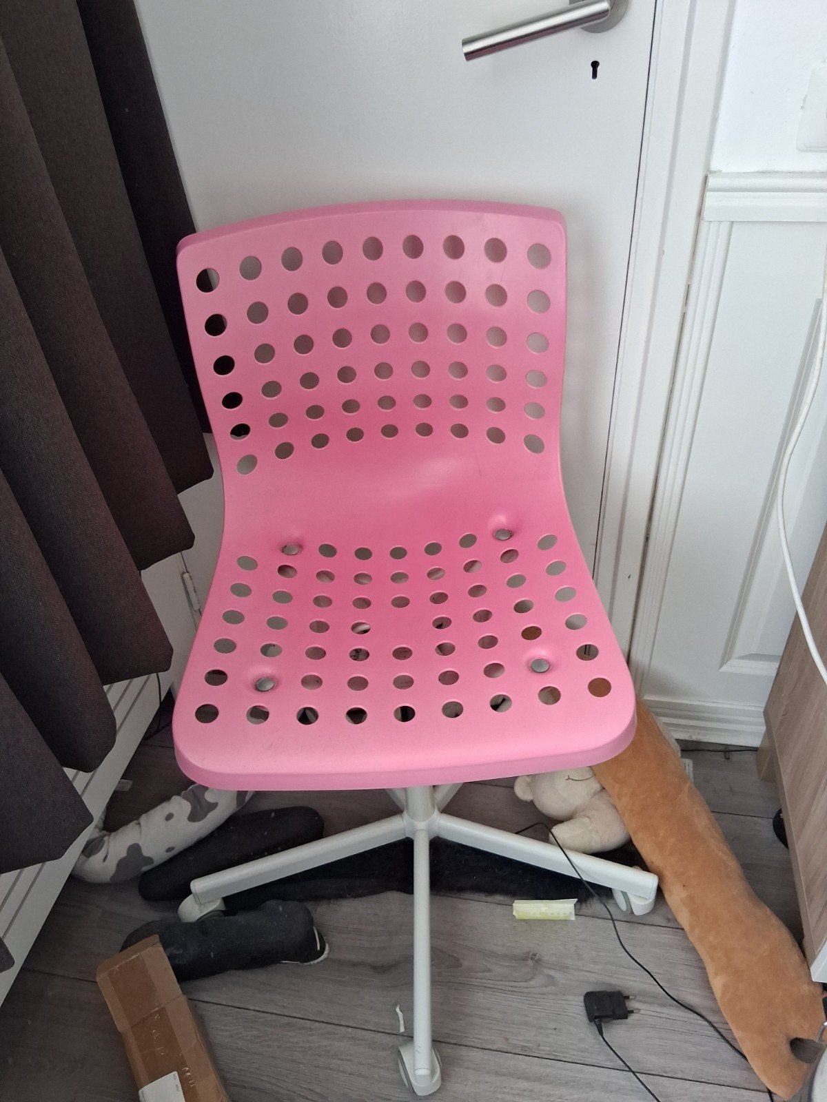 roze ikea bureaustoel, Ophalen, Gebruikt, Roze, Bureaustoel