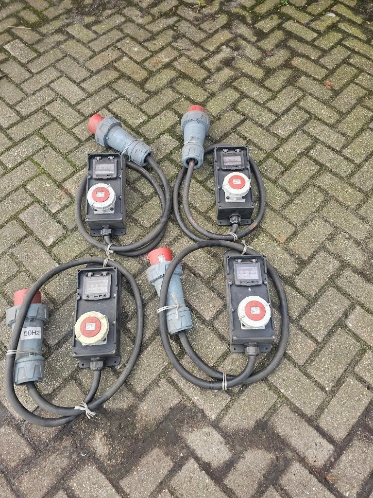 Vello Handy-B verloop met zekeringkast 125-32A, Ophalen, Zo goed als nieuw, Nn, Nn