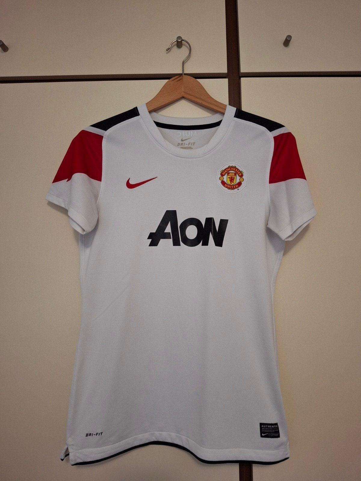 Nike voetbalshirt Manchester United 2010/2011 uitshirt
S, Maat S, Ophalen of Verzenden, Gebruikt, Shirt