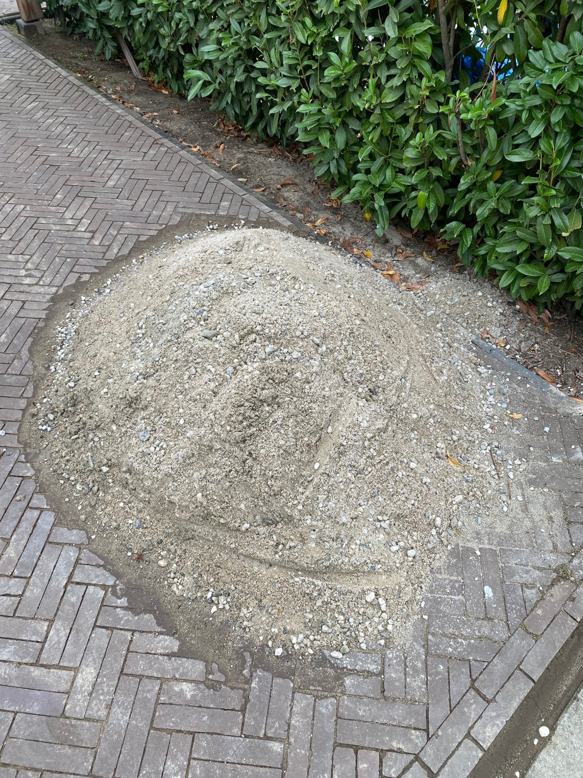 Betonzand, Ophalen, Zo goed als nieuw, Beton, Terrastegels