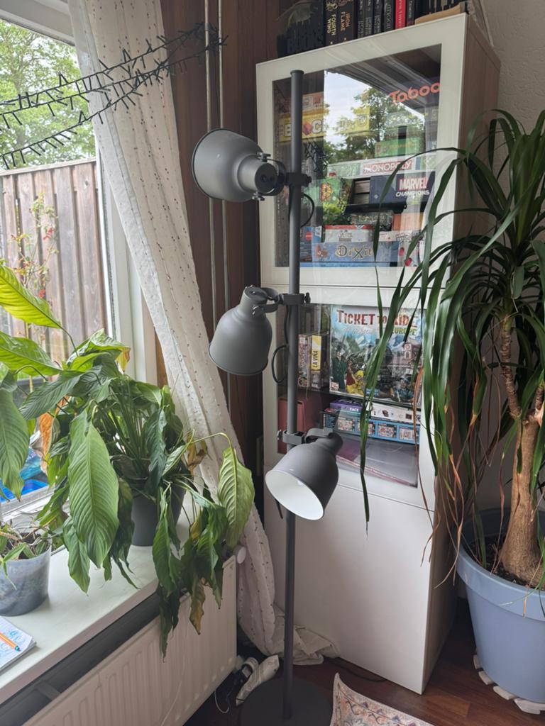 Hektar lamp, Ophalen, Zo goed als nieuw, 150 tot 200 cm