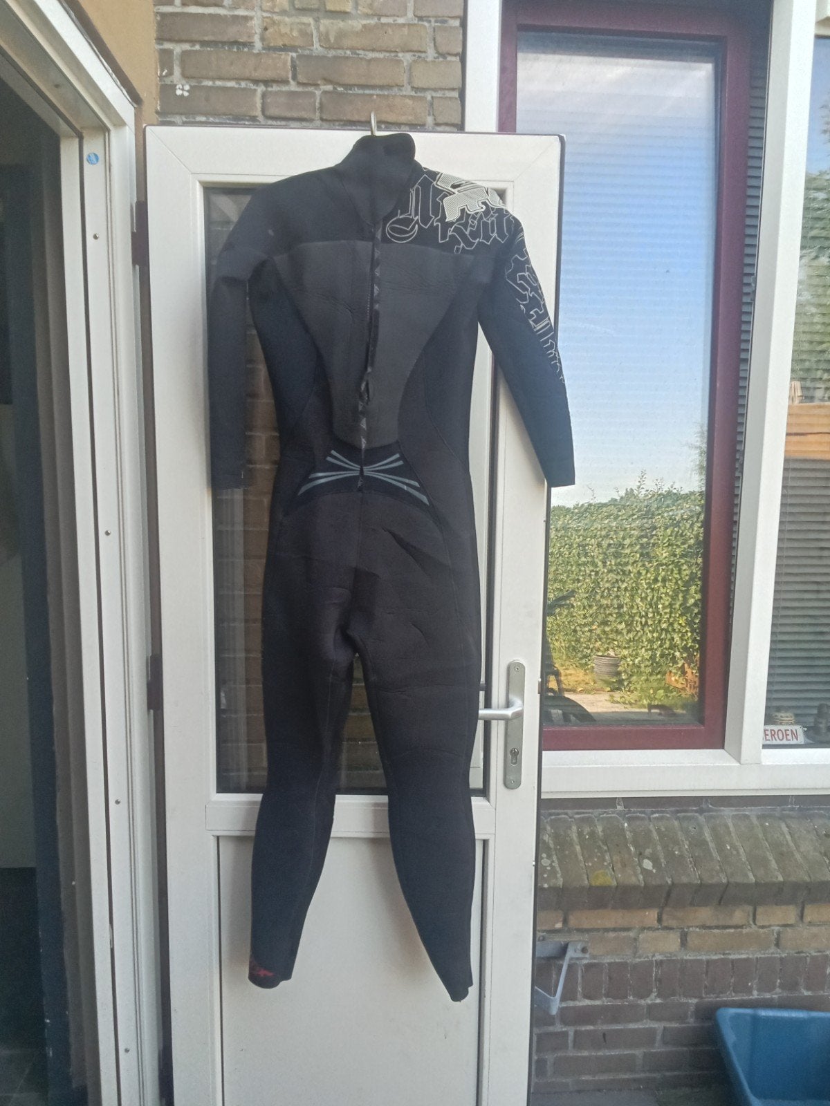 Complete kitesurf set: wetsuit, zwemvest, trapeze, kites,boa, Watersport en Boten, Kitesurfen, Ophalen, Gebruikt, Kitesurf-set