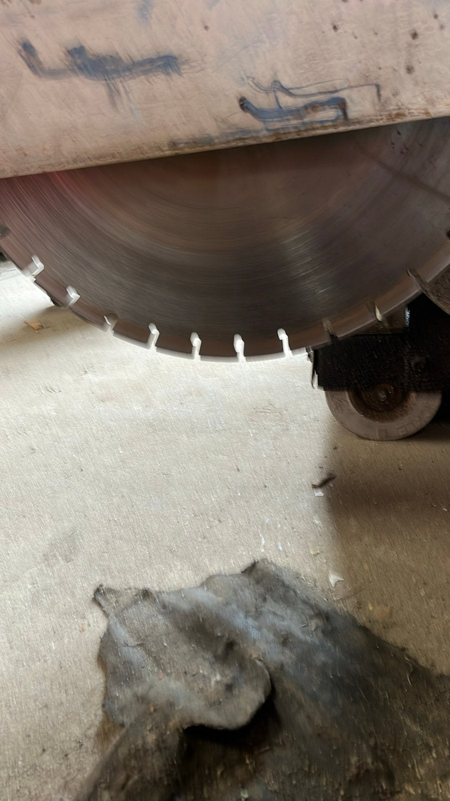 Diamantzaag twee cilinder diesel bedienin elektrische start, Ophalen, Gebruikt