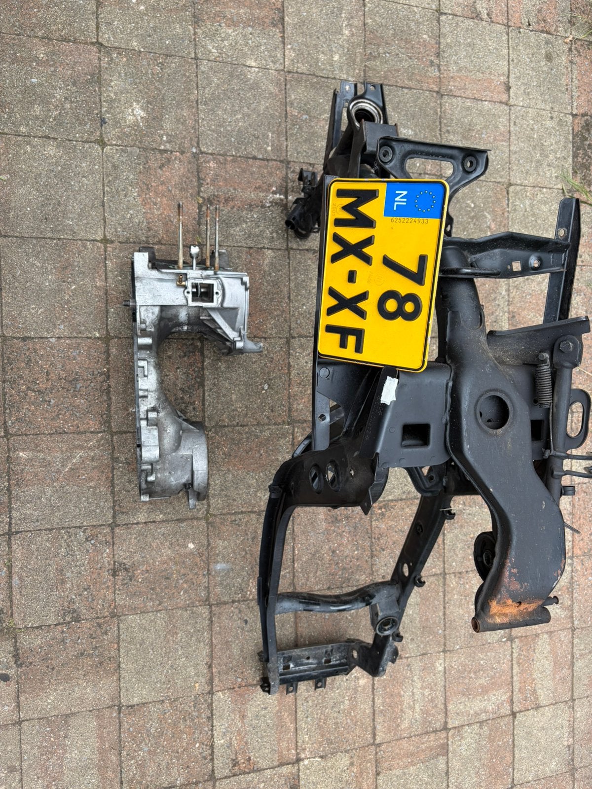 gilera runner sp pro 125cc frame A1 kenteken, Ophalen