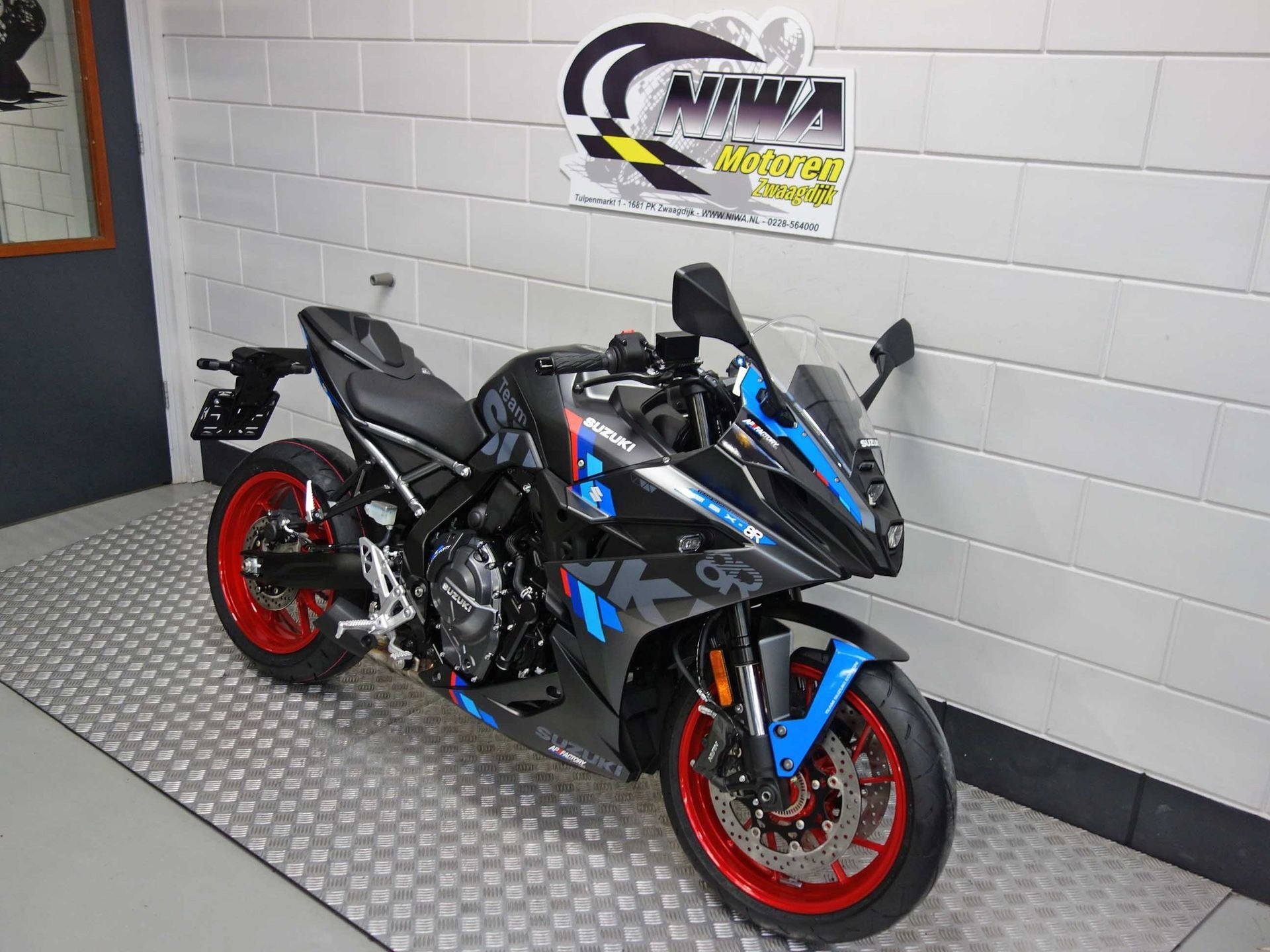 Suzuki GSX-8R, Meer dan 35 kW, Overig, Gebruikt, Bedrijf