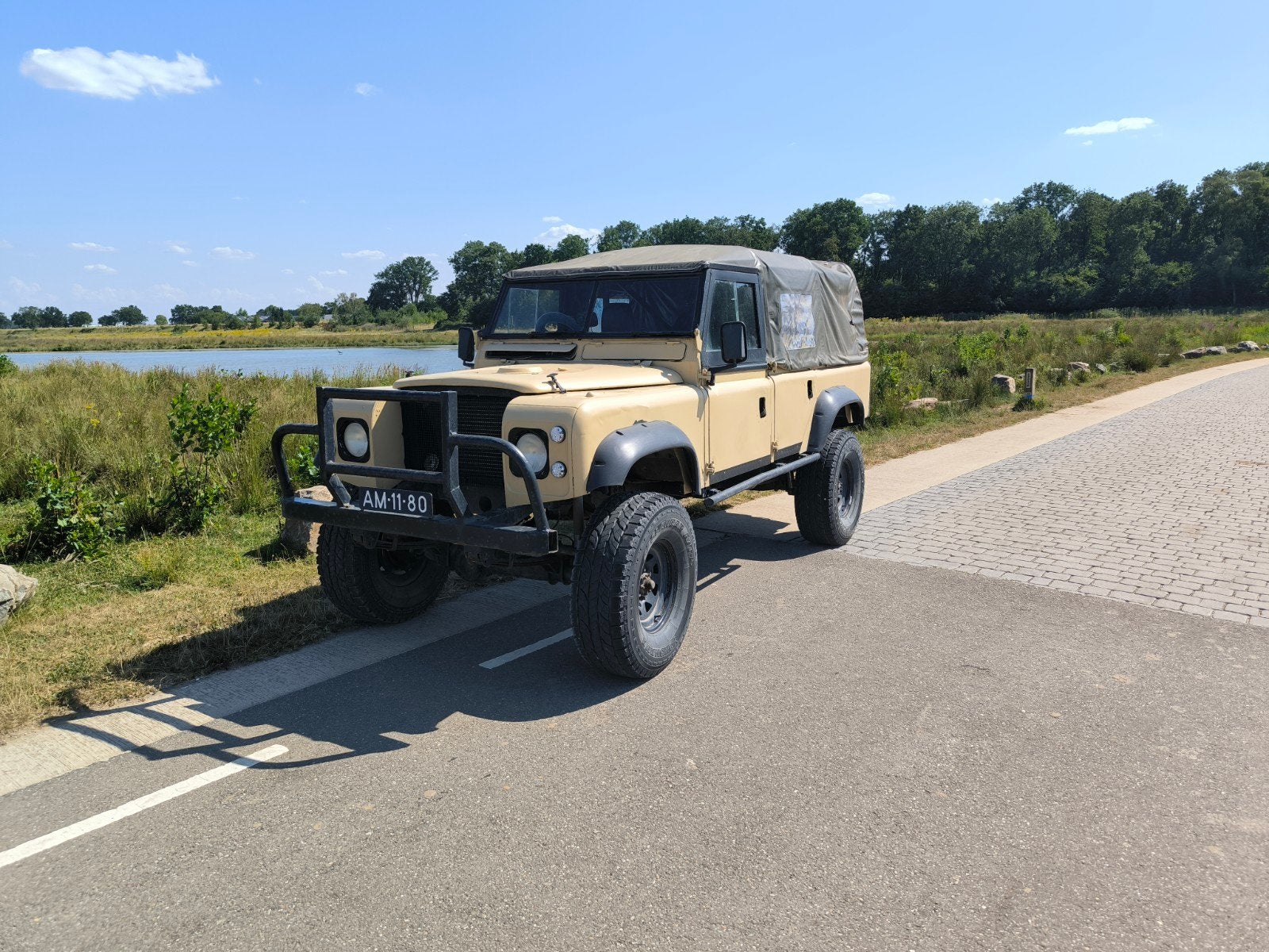 Te koop: 1965 Land Rover Series IIA 109. Oldtimer 60+, foto 3