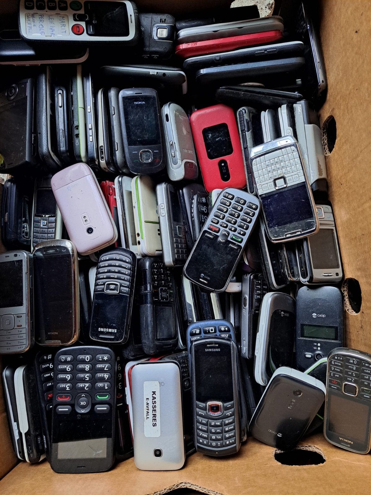 TE KOOP PARTIJ VAN 300 STUKS OUDE NOKIA, Ophalen of Verzenden