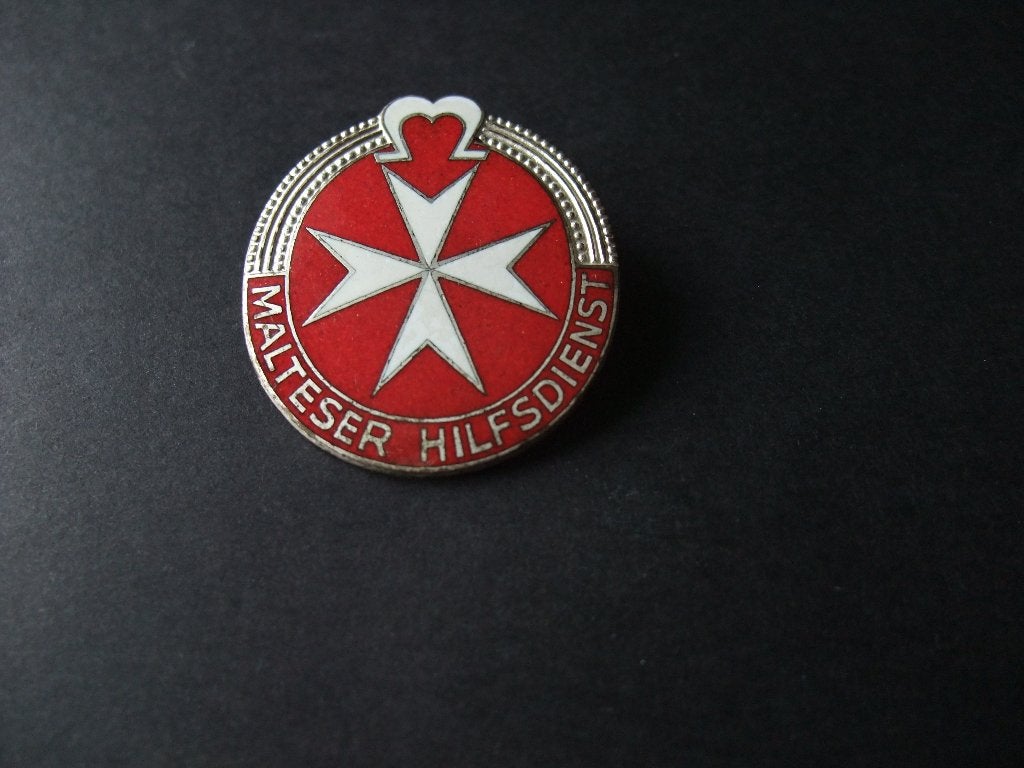 Malteser Hilfsdienst ( hulpverlening ) emaille speld, Verzamelen, Ophalen of Verzenden, Zo goed als nieuw, Overige onderwerpen