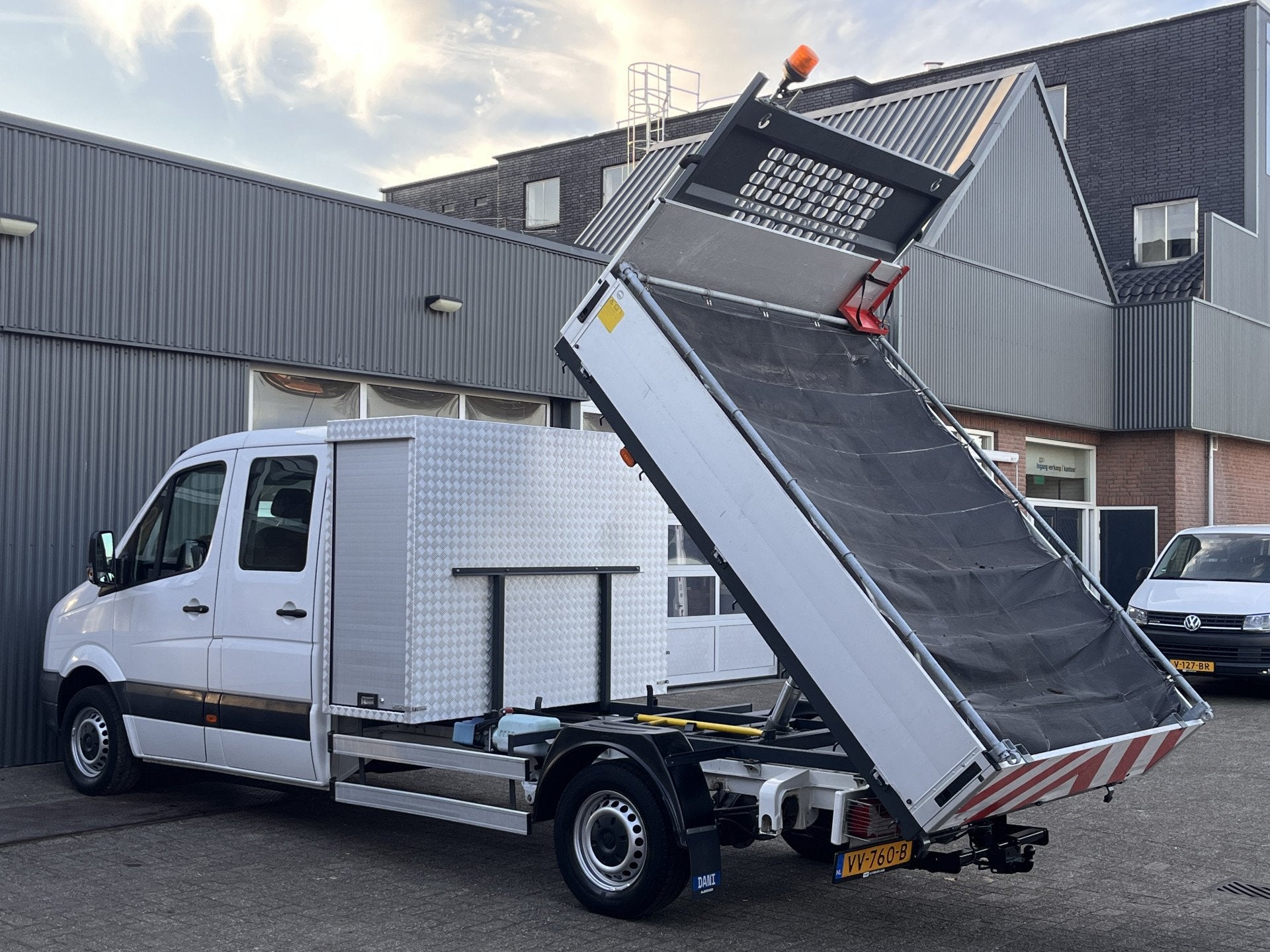 Volkswagen Crafter 35 2.0 TDI DC Maxi Kipper 3500kg trekgewi, 2680 kg, Achterwielaandrijving, Gebruikt, 4 cilinders