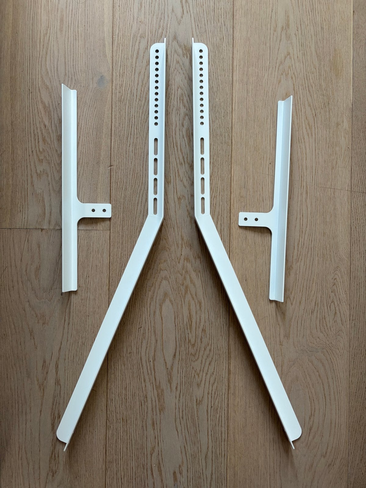 Pedestal Linked Tall TV-standaard in wit, Ophalen, Zo goed als nieuw