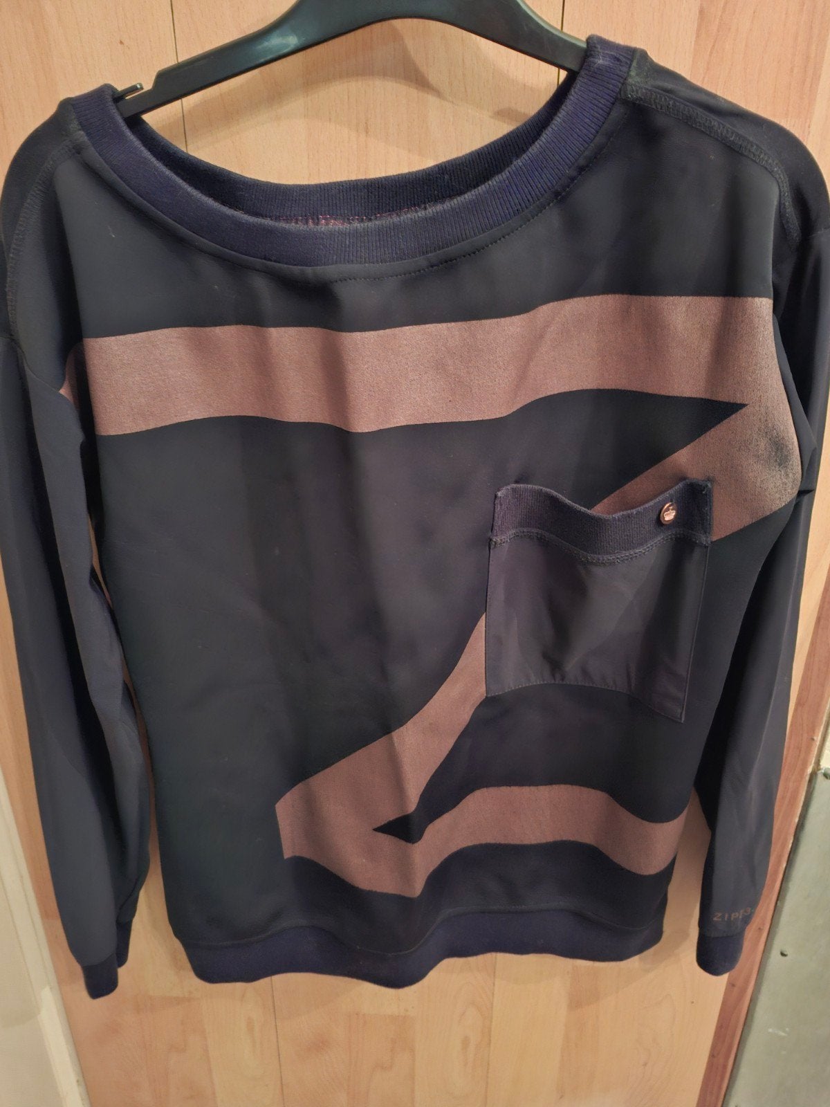 Stijlvolle Zip73 sweater met uniek design mt m, Kleding | Dames, Blouses en Tunieken, Ophalen of Verzenden, Gedragen, Blauw